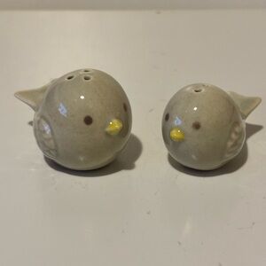Mini Ceramic Bird Salt and Pepper Shakers